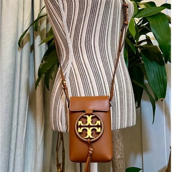 ♦️♦️ AUTHENTIC TORY BURCH MILLER CROSSBODY/CELLPHONE BAG♦️♦️ - Picture 4 of 5